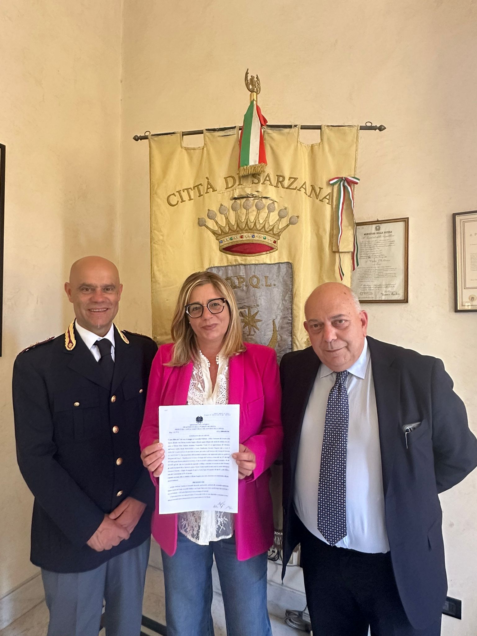 Commissariato la firma del contratto