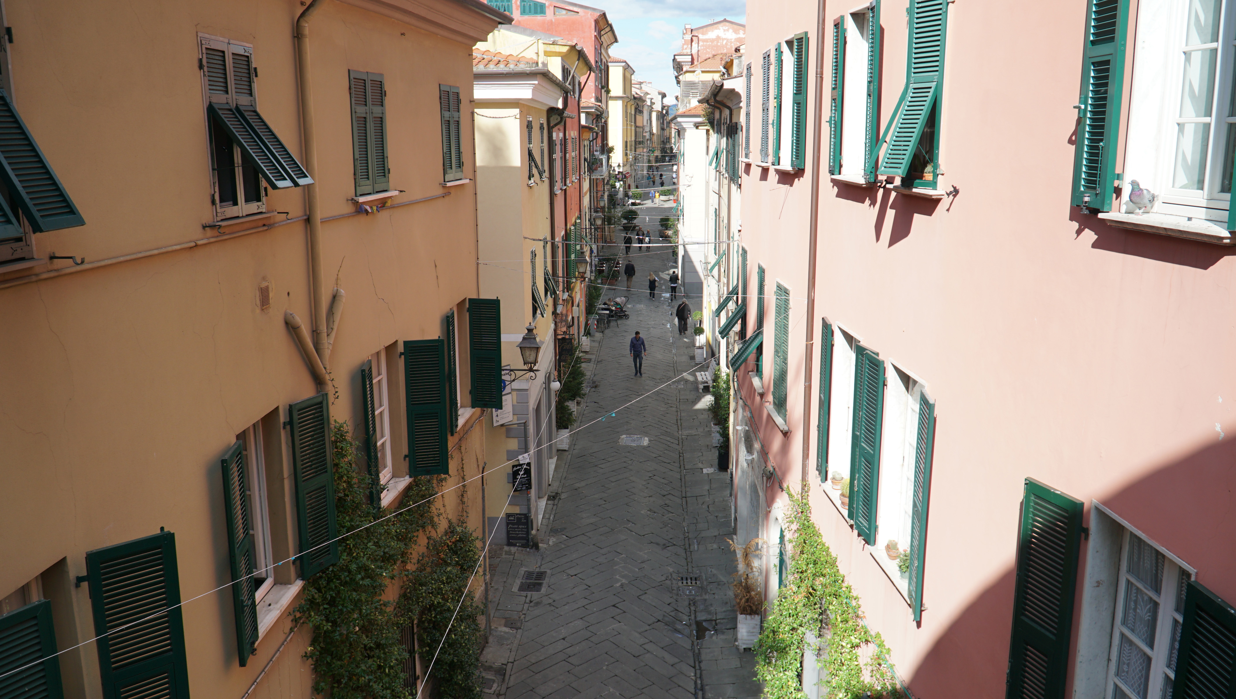 Via Mazzini (foto archivio)