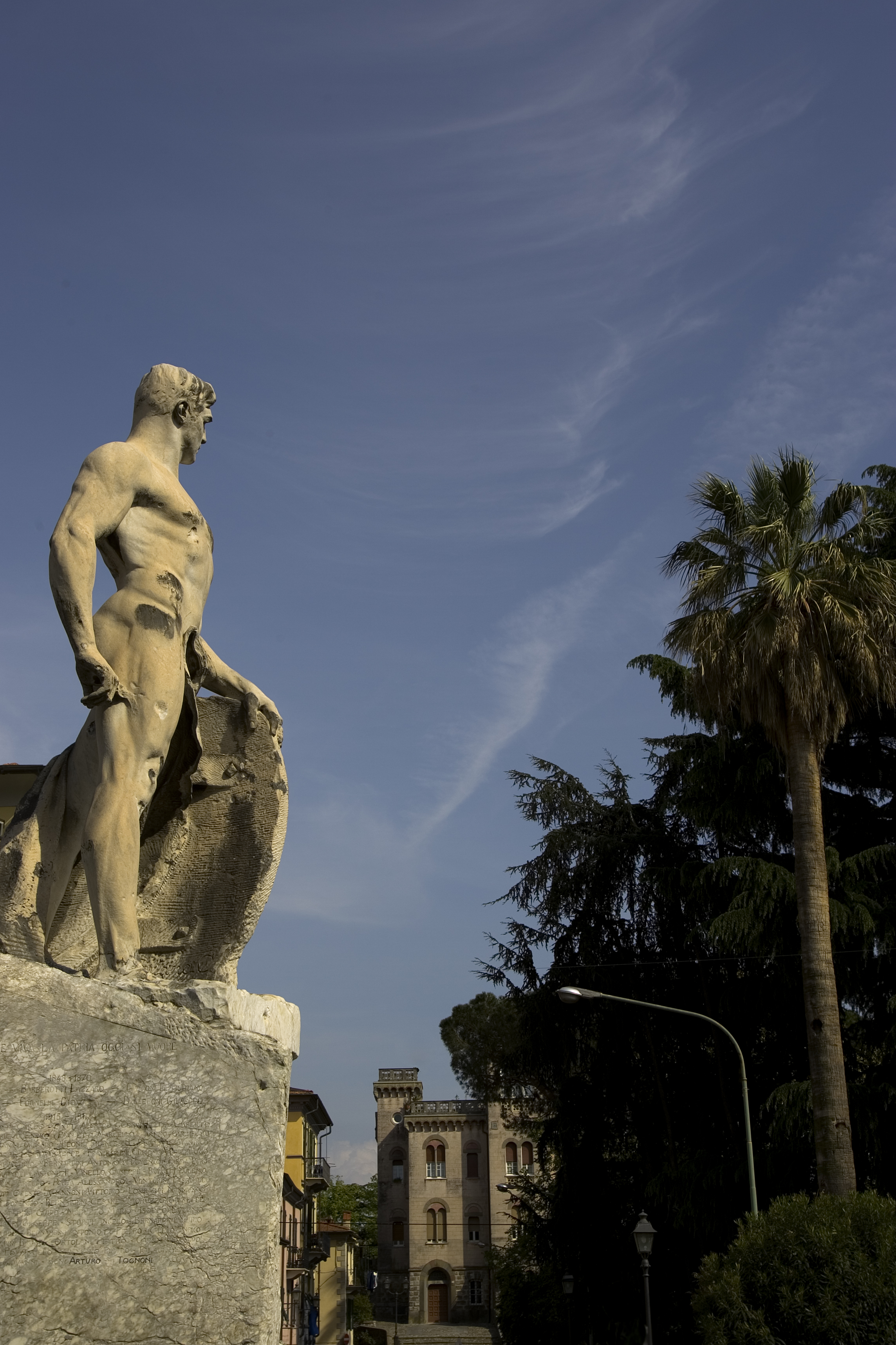 Il monumento a Garibaldi